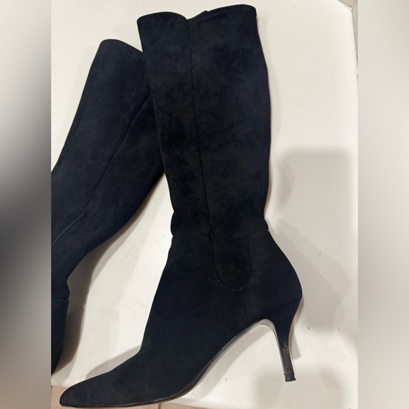 Charles Davis Black Tall Boots - Picture 2 of 4